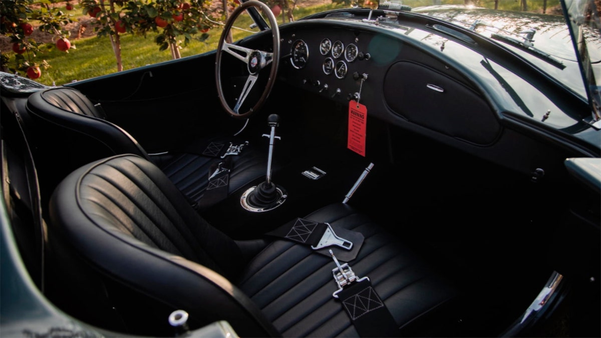 Carroll Shelby's 1965 Shelby 427 Cobra sold for $6 million | Fox News