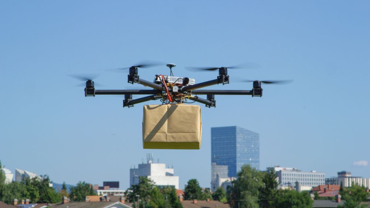 A new rule would expand the use of drones for the delivery of packages