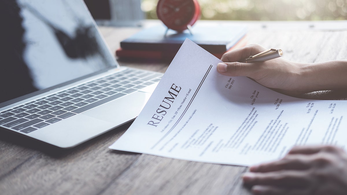 Resume and computer