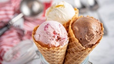 America's dairy farmers and ice cream producers agree to quit using artificial colors