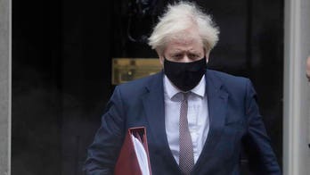 Boris Johnson calls for tighter COVID restrictions amid rise in omicron variant