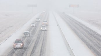 Over 100,000 without power along Gulf Coast as winter weather brings dangerous conditions