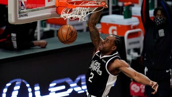 Leonard reaches 10,000 points; Clippers beat Bulls 130-127