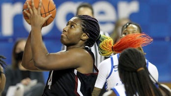 No. 5 South Carolina women rally past No. 10 Kentucky 75-70