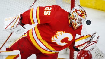 Markstrom records shutout, Flames top Canucks 3-0