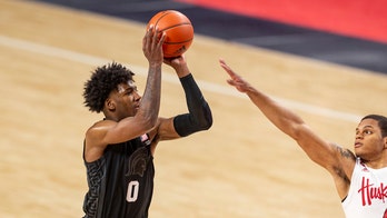Henry scores 27 points, No. 17 Michigan State beats Nebraska