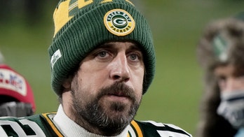 Aaron Rodgers mentioned in trade rumors hours before NFL Draft