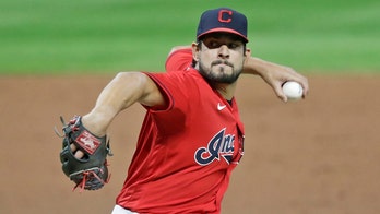Brad Hand gets $10.5M from Nationals, $6.5M of it deferred