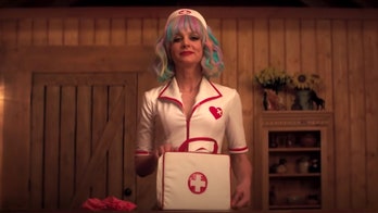 Carey Mulligan reacts to Variety apology for 'Promising Young Woman' review questioning her attractiveness