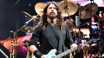 Dave Grohl explains why he won't sing Nirvana songs, reveals he still dreams he's in the acclaimed rock band