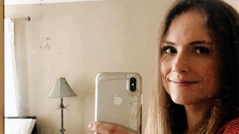 Emily Mitchell, pregnant parenting blogger and Instagram influencer, dead at 36