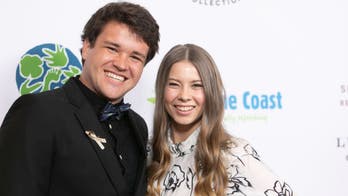 Bindi Irwin shares Mother's Day artwork that includes her late father: 'Life has other plans'