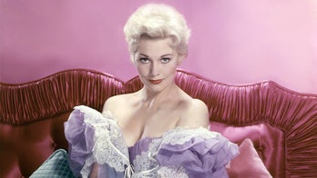 Kim Novak explains why she left Hollywood: 'I felt like I was losing myself'