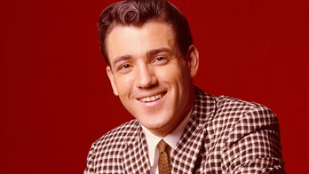 Jimmie Rodgers, 'Honeycomb' singer, dead at 87