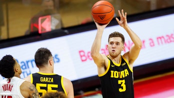 Iowa's Jordan Bohannon recovering after suffering serious head injury in alleged assault, school says