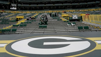 Elderly Packers fan will attend playoff game at Lambeau Field thanks to Wisconsin brothers