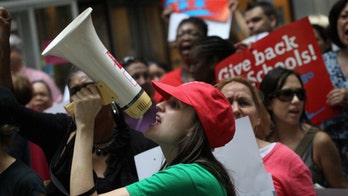 Chicago Teachers Union leader under fire for pushing remote schooling while vacationing in Caribbean