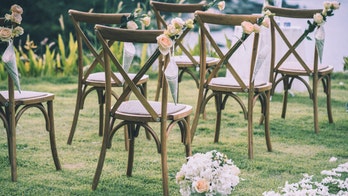 New York weddings can have up to 150 people with coronavirus testing