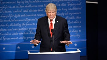 Alec Baldwin, posing as President Trump, delivers spoof farewell address