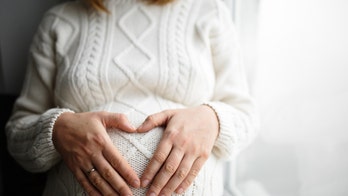 Pregnant women with coronavirus pass antibodies to newborns, study finds