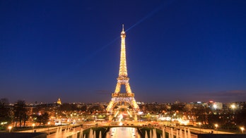 Rusting Eiffel Tower in need of full repairs: reports