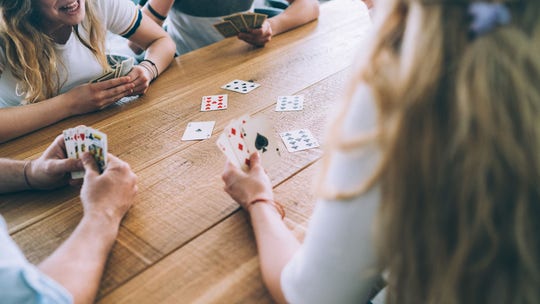 Woman makes gender-neutral playing card deck: report