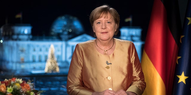 Seorang pengamat mencatat Giorgia Meloni bisa menjadi Angela Merkel berikutnya, dalam foto.