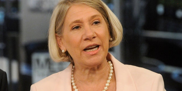 The Foundation for Accountability and Civic Trust (FACT) filed an ethics complaint against returning White House adviser Anita Dunn for not filing her personal financial disclosure.