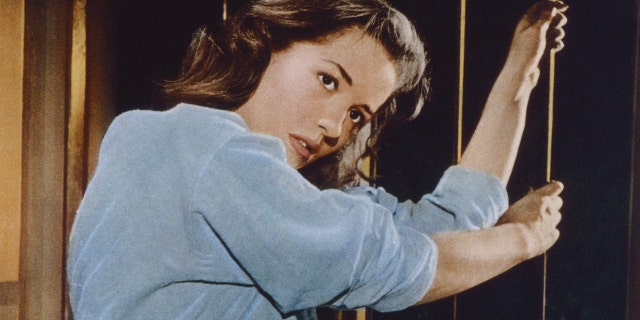 Barbara Shelley, pictured here in 1957, has died at the age of 88. (Photo by LMPC via Getty Images)