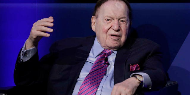 Billionaire Sheldon Adelson, chairman and chief executive officer of Las Vegas Sands Corp., speaks in Tokyo in 2017. (Photographer: Kiyoshi Ota/Bloomberg via Getty Images)