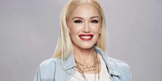 Gwen Stefani, known for her signature blonde hair, caught fans by surprise when she debuted a new dark bob look.