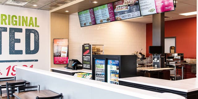 Quiznos may not be the first restaurant many people think of when they’re craving some lobster, but the sub chain has added seasonal lobster items for 11 consecutive years. (Quiznos)