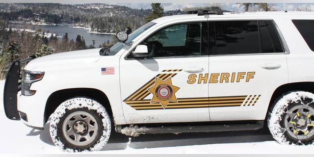 A San Bernardino County Sheriff’s vehicle. A county resident allegedly kept a woman in his home and raped and tortured her for months before he was arrested over the weekend, authorities said.Â