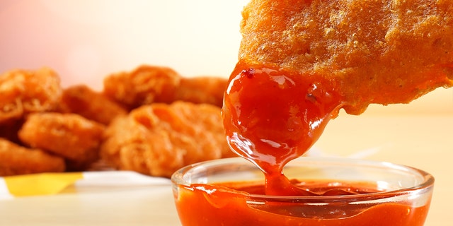 The Spicy Chicken McNuggets feature a tempura coating crafted with cayenne and chili peppers, while the Mighty Hot Sauce stands as the chain’s hottest available dipping sauce.