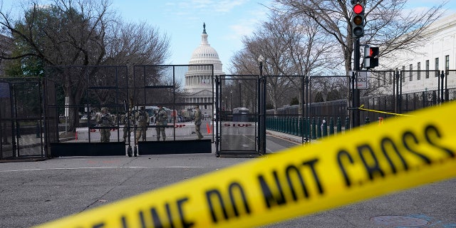 Security is increased around the Capitol ahead of the inauguration of President-elect Joe Biden and Vice President-elect Kamala Harris, Sunday, Jan. 17, 2021, in Washington, Sunday, Jan. 17, 2021. (AP Photo/John Minchillo)
