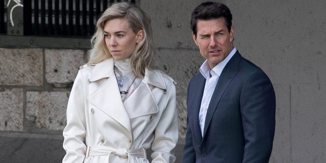 Vanessa Kirby and Tom Cruise both reprise their "ミッション: 不可能" 役割.