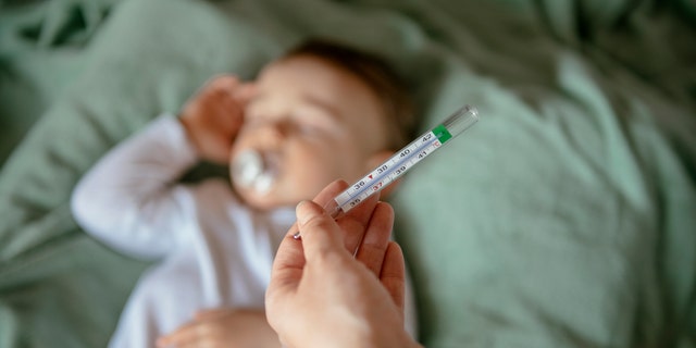 A new study from Michigan Medicine at the University of Michigan found that one in three parents give their kids fever-reducing medicine when it’s not really needed.