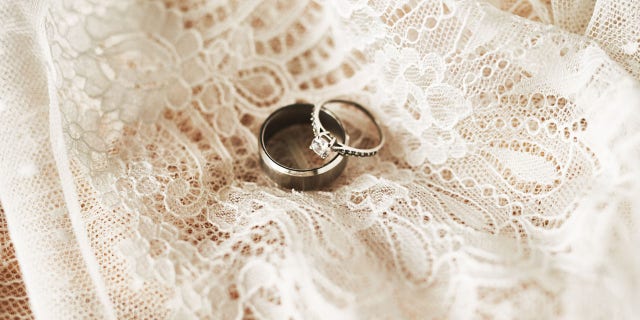 A woman in Virginia is giving away her wedding and engagement rings to a couple who has overcome adversity about a year after her divorce. (iStock)