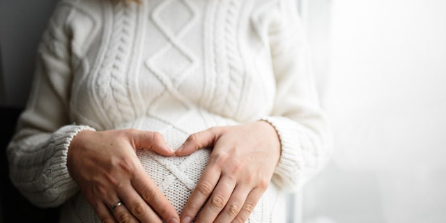 The CDC says pregnant women should be counseled about the importance of seeking prompt medical care if they develop symptoms of coronavirus. (iStock)