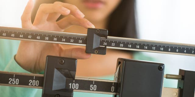 Avoiding your nighttime meal could potentially mean extra pounds in the long run, a new study from Osaka University suggests. (iStock)