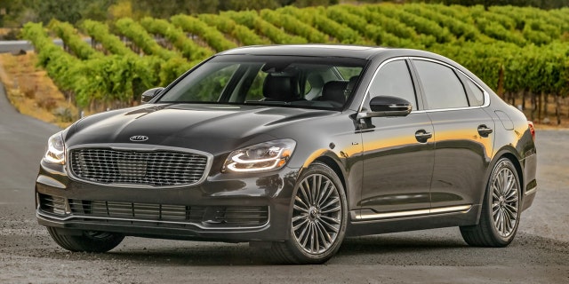 The K900 was Kia's near-luxury offering.