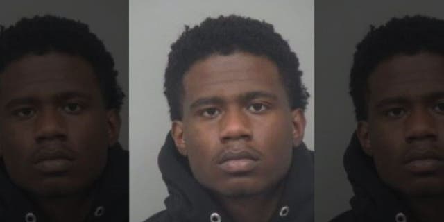 Gwinnett County Police said Tre Brown, 19, scammed more than $ 980,000 from the Kroger where he worked in December and January.