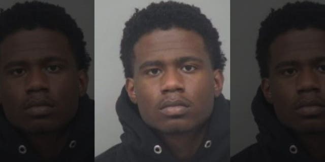 Gwinnett County Police said Tre Brown, 19, scammed more than $ 980,000 from the Kroger where he worked in December and January.