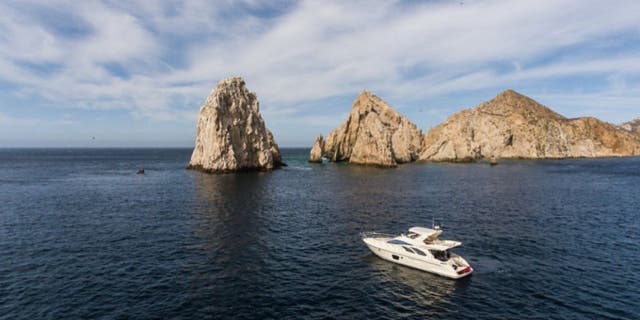 Along the way, the trip is full of unusual and unique experiences, such as visiting an underwater museum and an underground cenote.