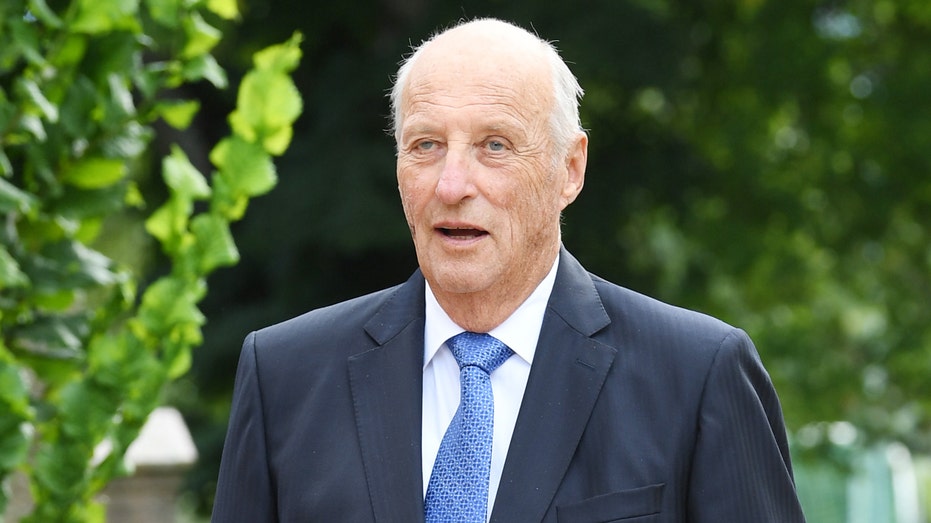 King Harald V of Norway hospitalized with infection on Malaysia trip
