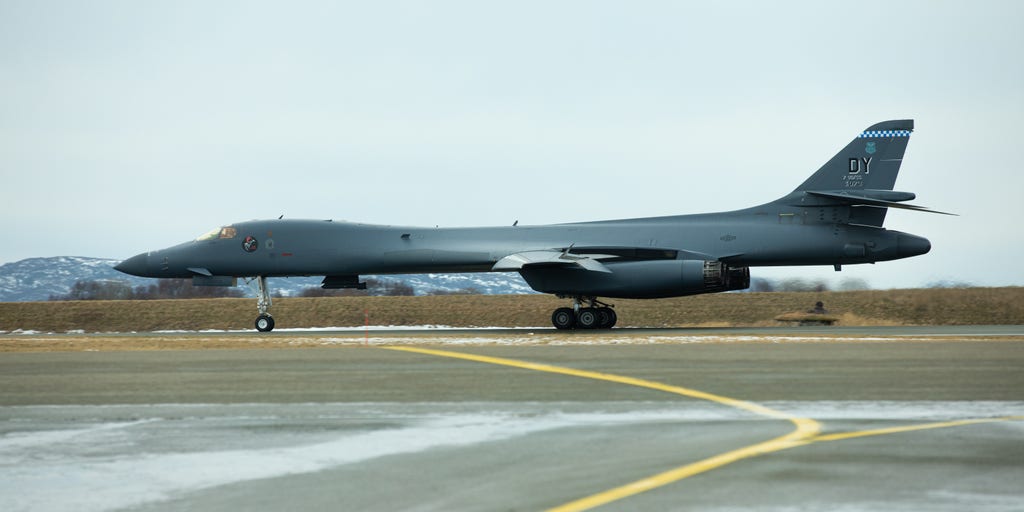 US B-1 bombers arrive in Norway for historic visit that seems to send message to Moscow - Vimarsana News