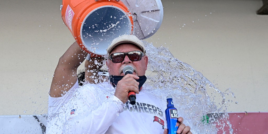 Buccaneers' Bruce Arians shades Chiefs' 'Run it Back' motto: 'We're going for two' - Vimarsana News