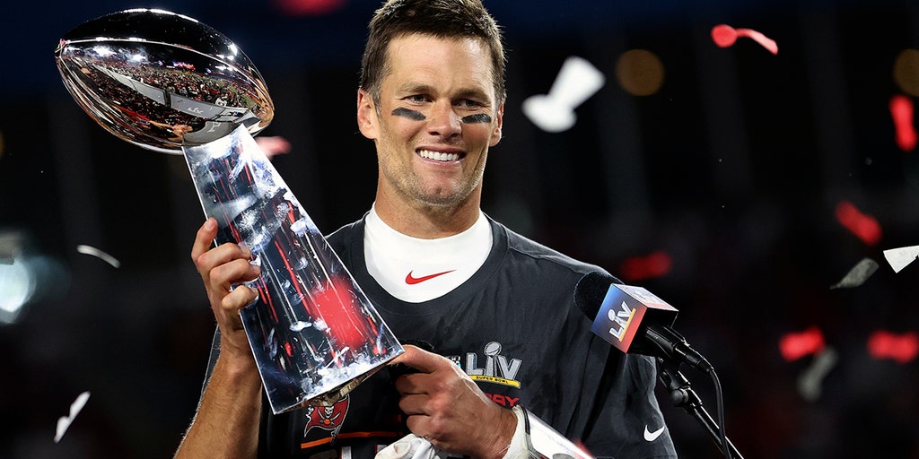 Tom Brady's three Hall of Fame careers: The case for enshrinement for each  seven-year era with the Patriots and Bucs