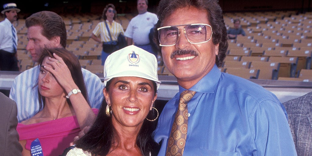 Patricia Healey, actress and wife of Engelbert Humperdinck, dead at 85 after battling Alzheimer's, COVID-19 | Fox News