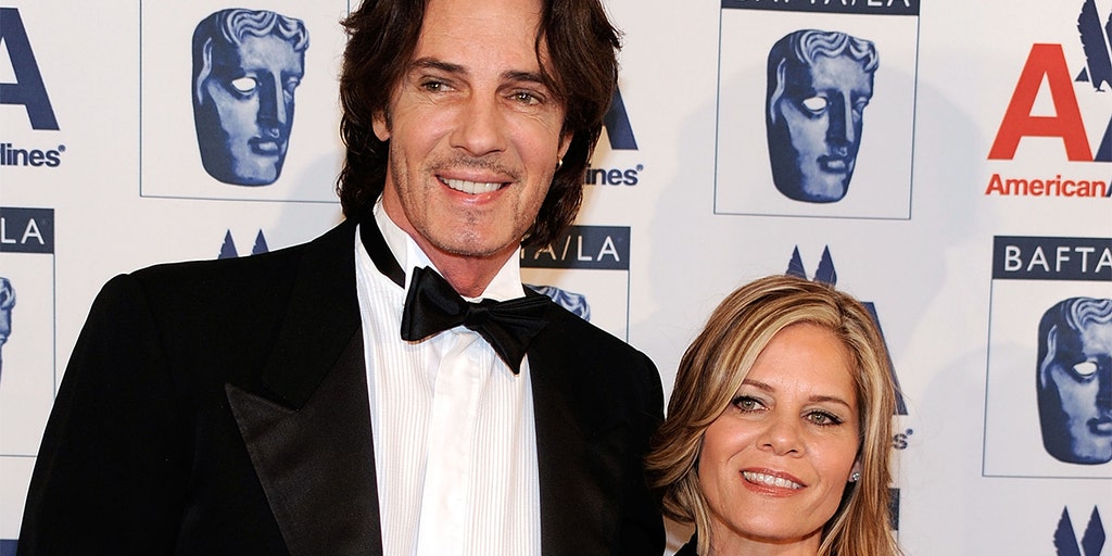 Rick Springfield says he and wife Barbara Porter have 'lots of sex' during lockdown: 'That's about it' - Vimarsana News